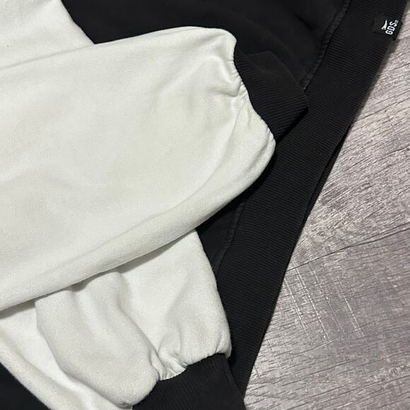 GDS University Iowa Hawkeyes Sweatshirt Womens M Black White Cotton Distressed - Picture 4 of 8